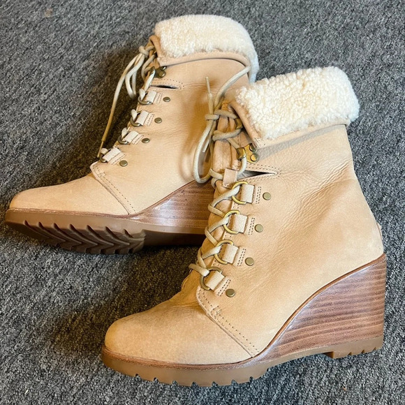 Sorel Women's Leather After Hours Lace Shearling Boots Size 9 Cream - Picture 3 of 9